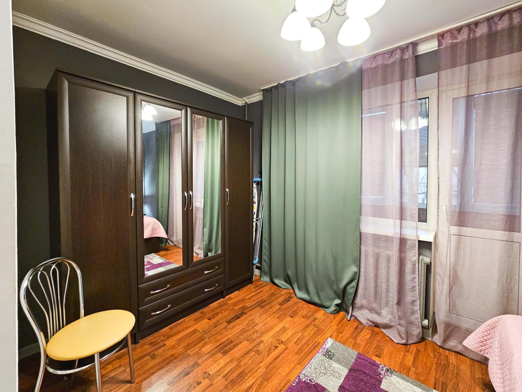 Nadezhda Apartments On The Nauryzbai Batyr 82 Almaty Bagian luar foto