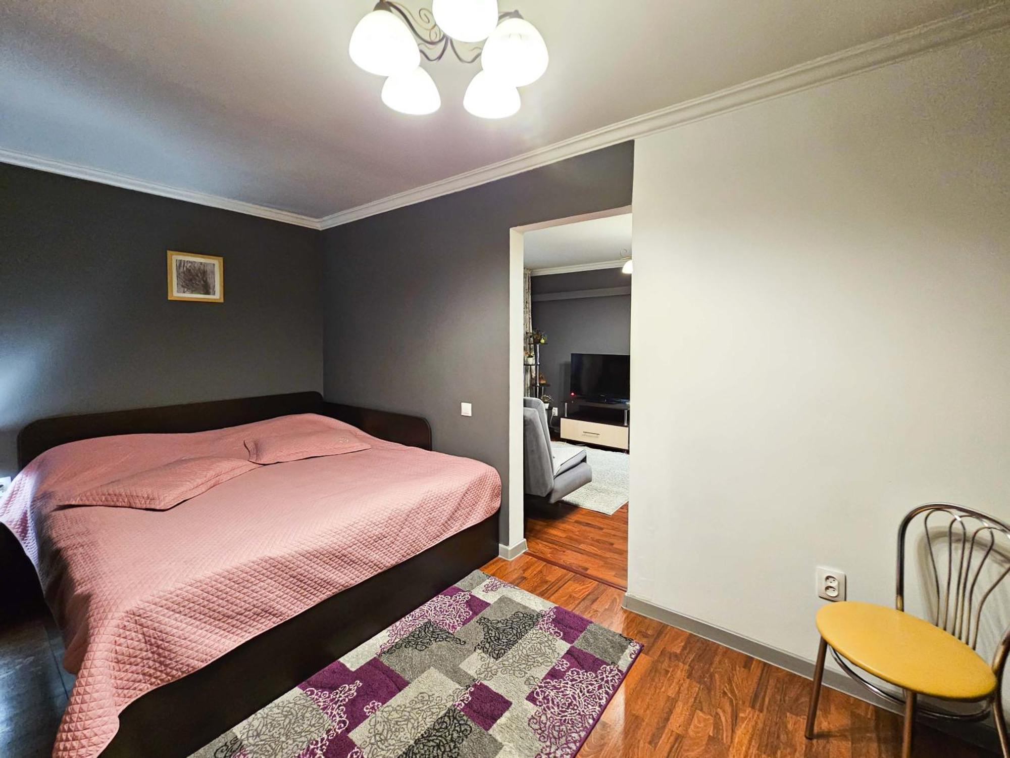Nadezhda Apartments On The Nauryzbai Batyr 82 Almaty Bagian luar foto
